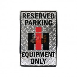 TTF5113; TRACTORFREAK; IH reserved parking; pièce detachée