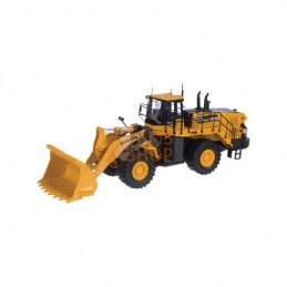 UH8127; UNIVERSAL HOBBIES; Komatsu WA600-8; pièce detachée